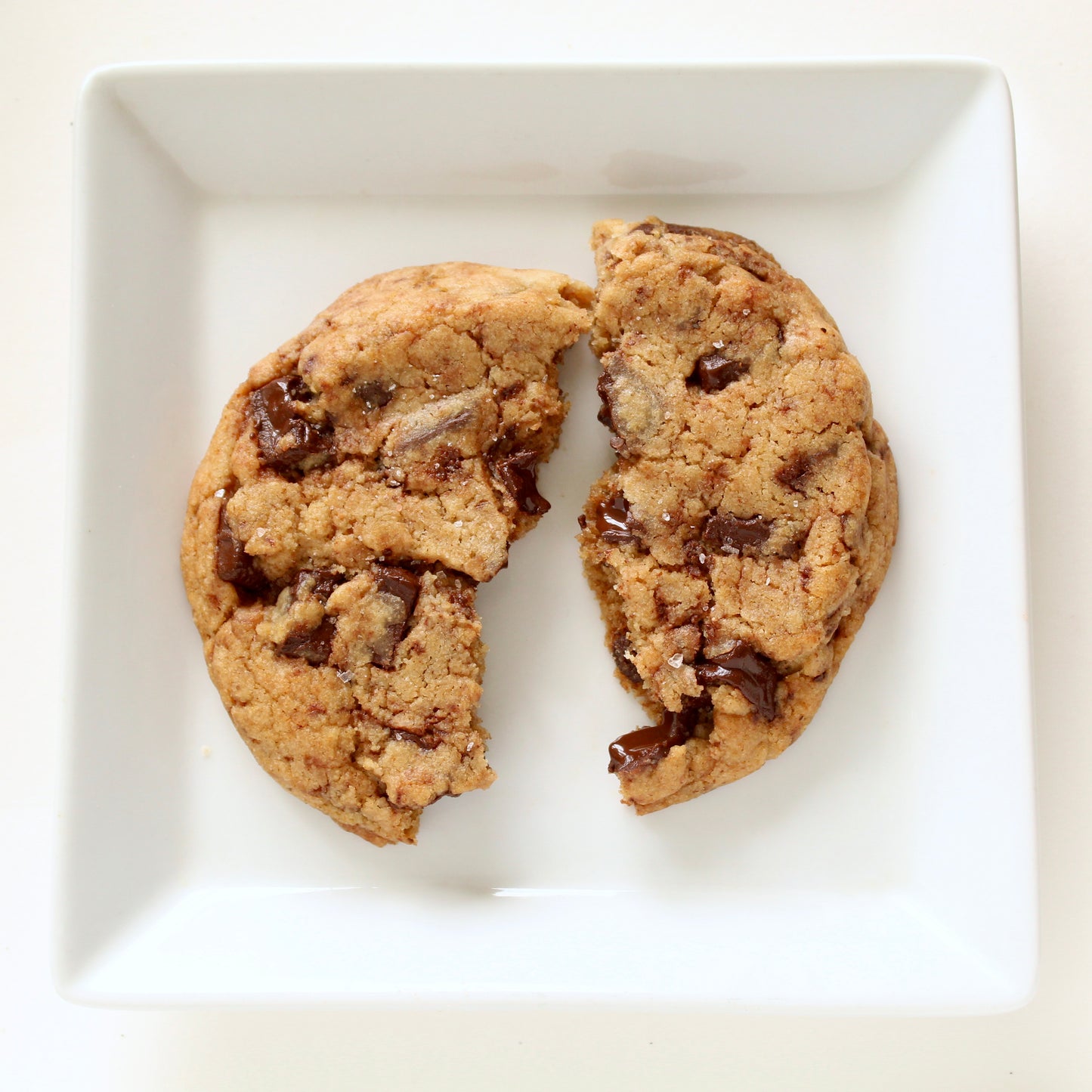 SALTED CHOCOLATE CHIP